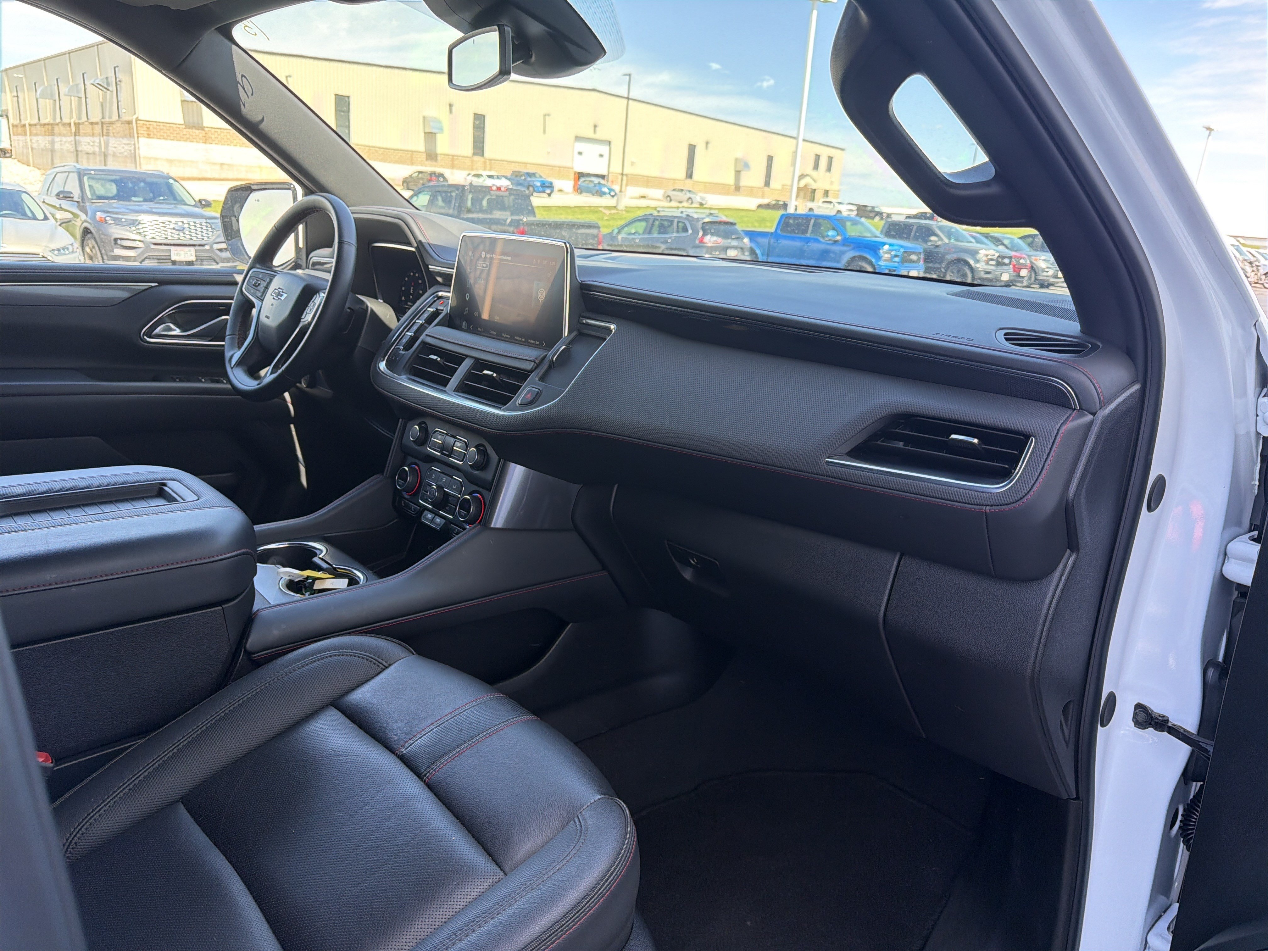 Used 2024 Chevrolet Suburban RST w/ Luxury Package AWD/4WD image 46