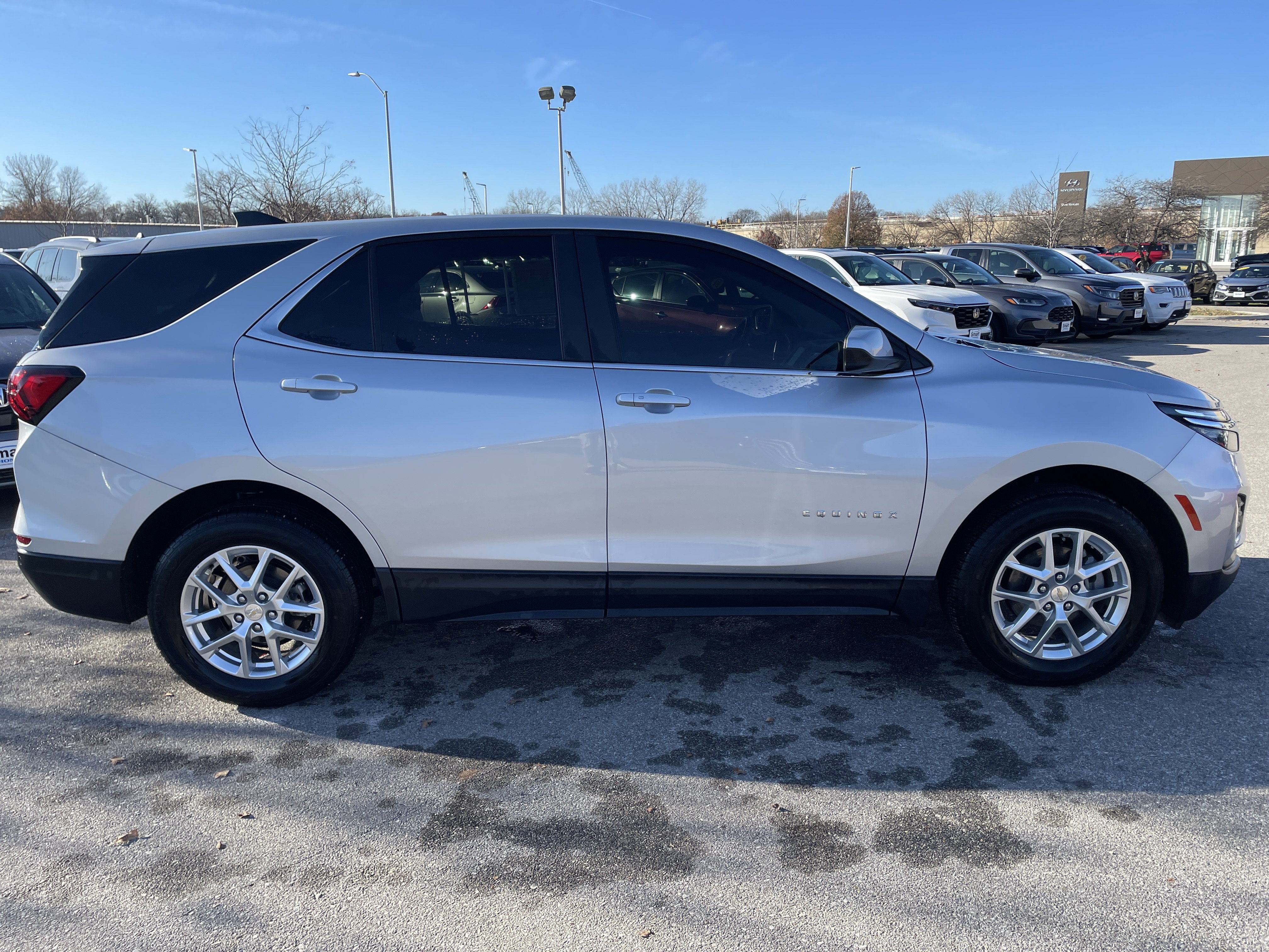 Used 2022 Chevrolet Equinox LT image 5