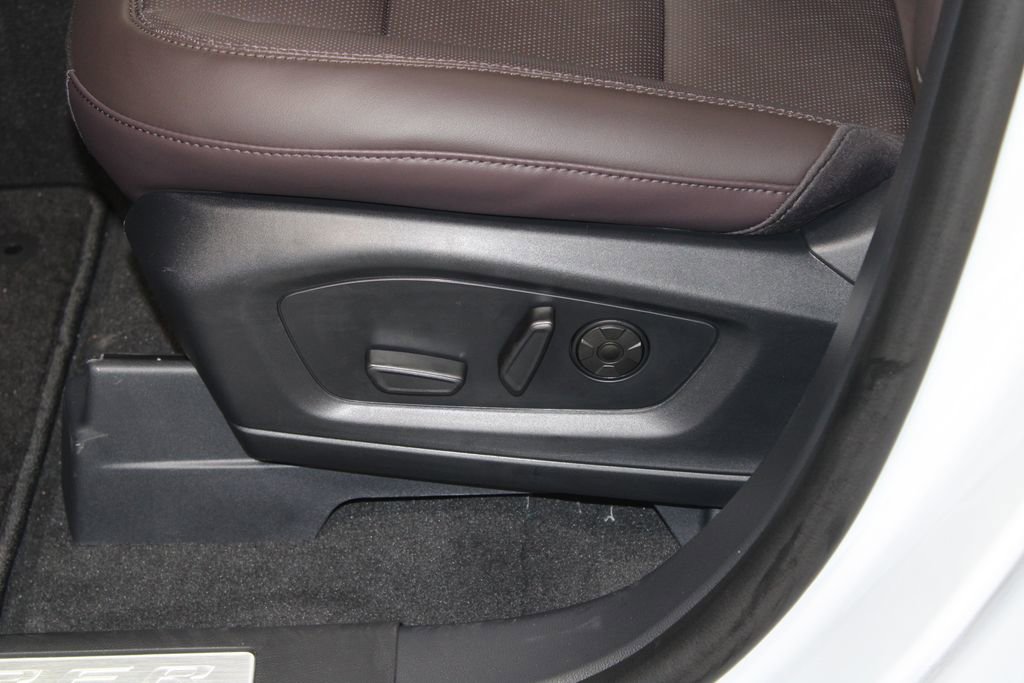 New 2026 Ford Explorer Platinum image 20