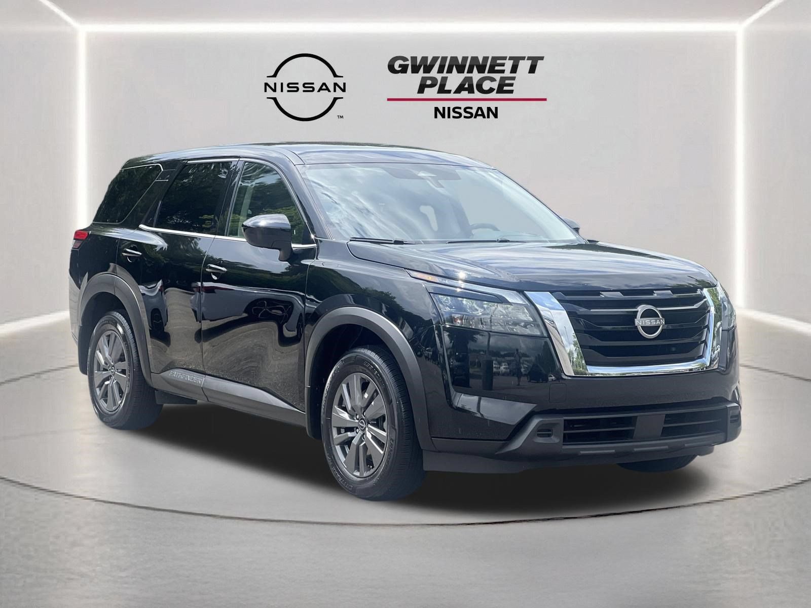Used 2024 Nissan Pathfinder S FWD image 26