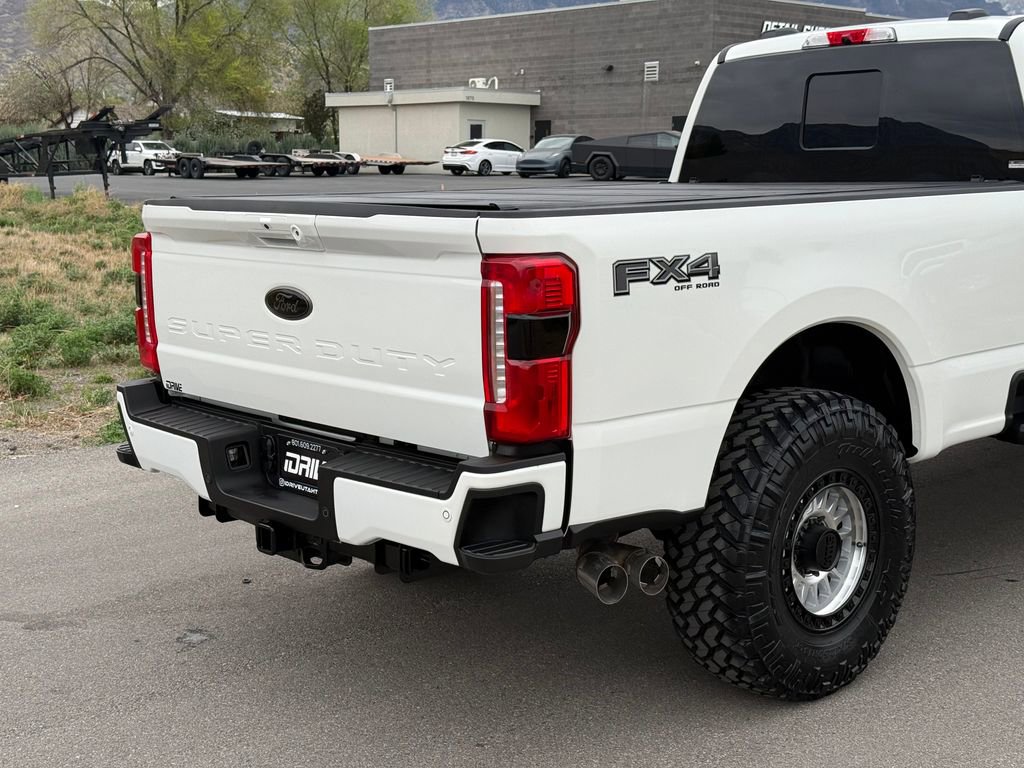 Used 2026 Ford F350 Lariat w/ Black Appearance Package AWD/4WD image 10