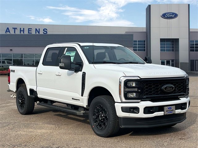 New 2025 Ford F350 Lariat w/ Lariat Ultimate Package