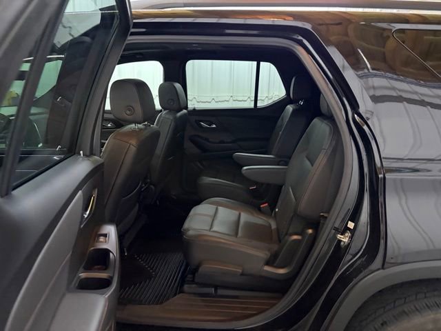 Used 2022 Chevrolet Traverse RS AWD/4WD image 17