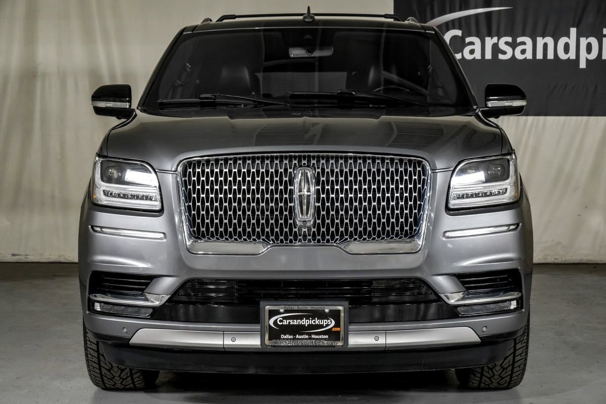 Used 2021 Lincoln Navigator L Reserve w/ Luxury Package image 3