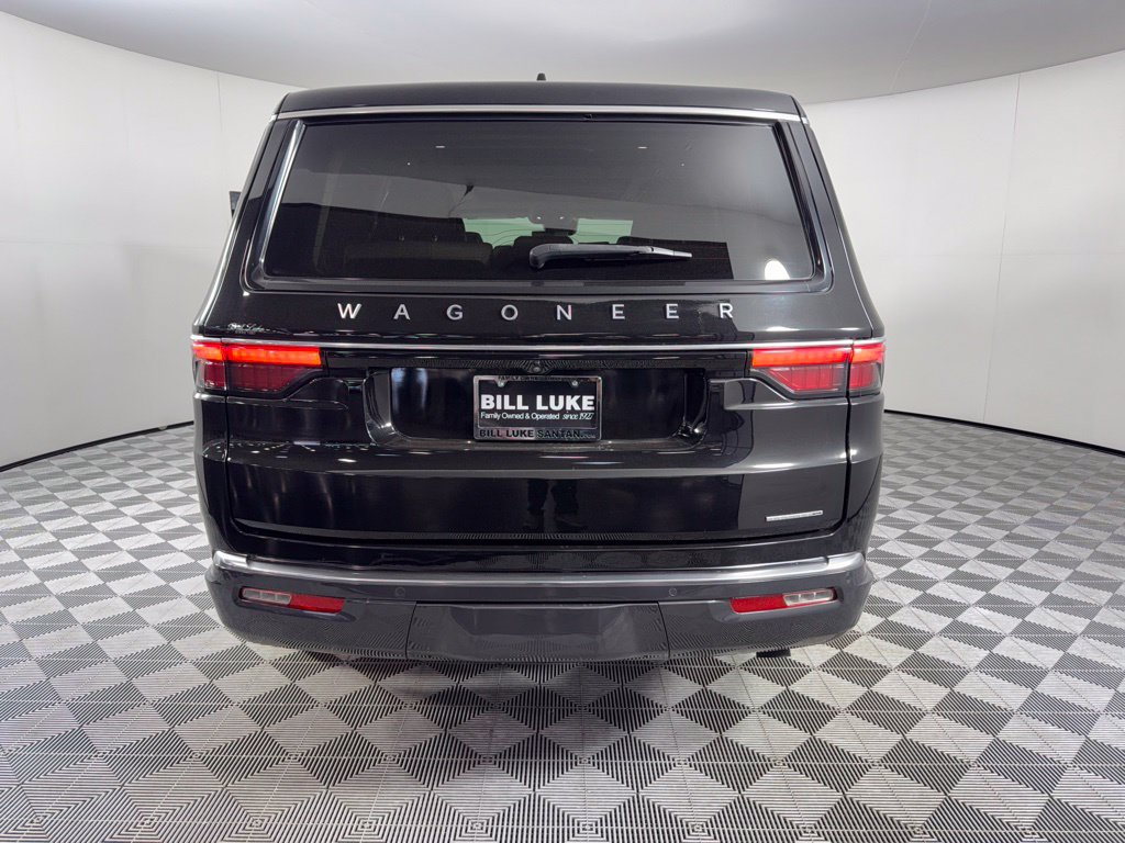 Used 2022 Jeep Wagoneer Series III w/ Premium Group I RWD image 7