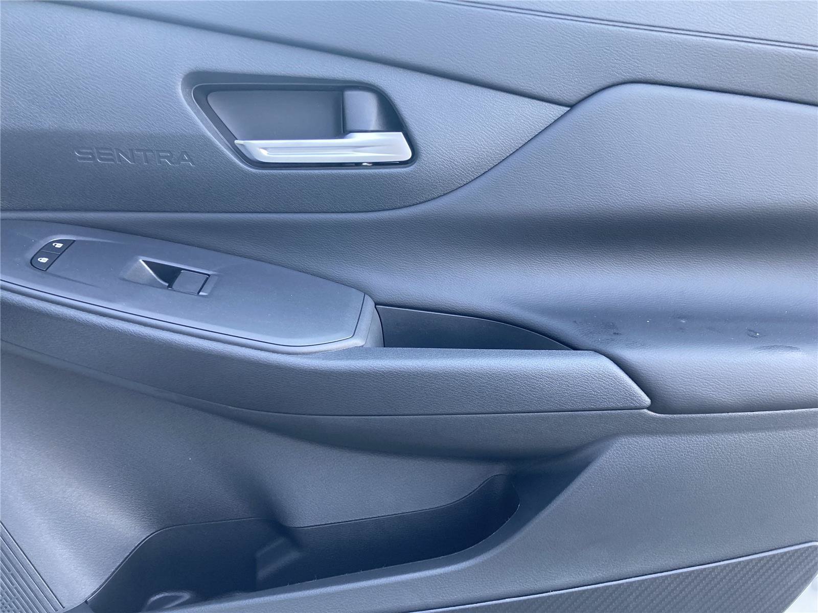 New 2026 Nissan Sentra SV w/ SV Convenience Package FWD image 30