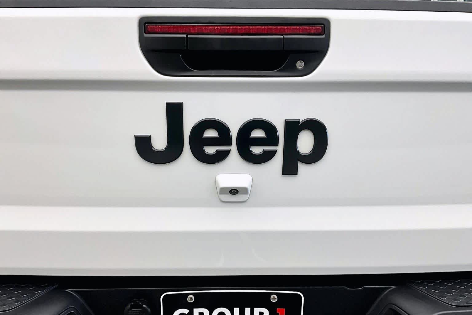 Used 2022 Jeep Gladiator Sport AWD/4WD image 32