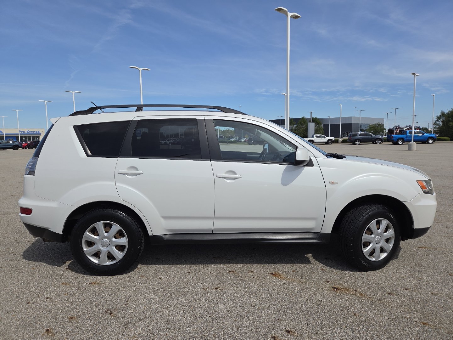 Used 2012 Mitsubishi Outlander ES FWD image 15