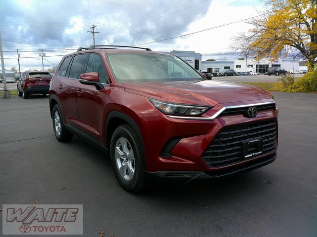New 2026 Toyota Grand Highlander LE video 1