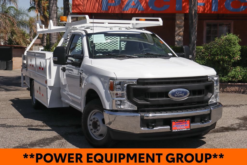 Used 2022 Ford F350 XL w/ Power Equipment Group RWD image 2