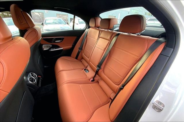 Used 2025 Mercedes-Benz C 300 4MATIC Sedan image 17