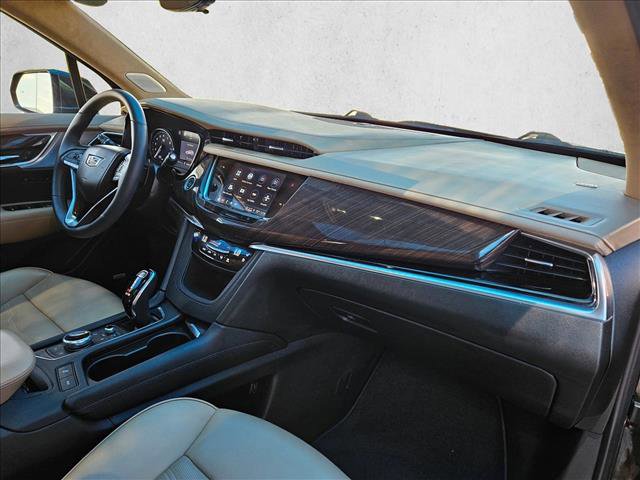 Used 2023 Cadillac XT6 Premium Luxury w/ Platinum Package AWD/4WD image 25