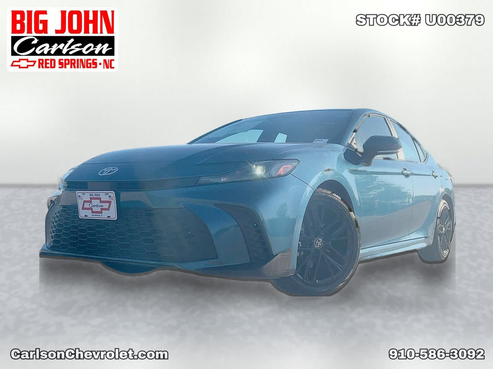 Used 2025 Toyota Camry SE FWD image 2