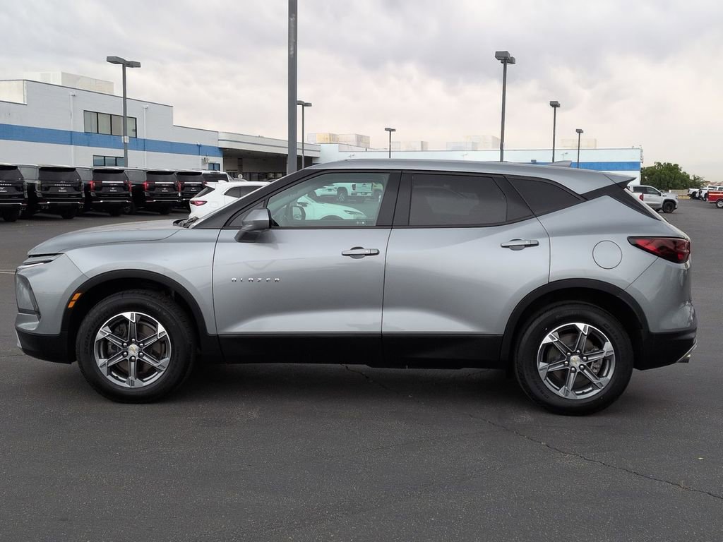 Used 2024 Chevrolet Blazer LT w/ Driver Confidence Package image 16