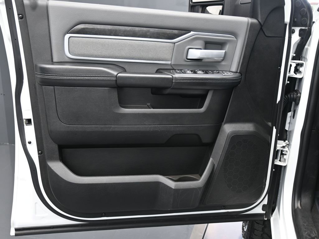 Used 2023 RAM 2500 Big Horn w/ Level 1 Equipment Group image 27