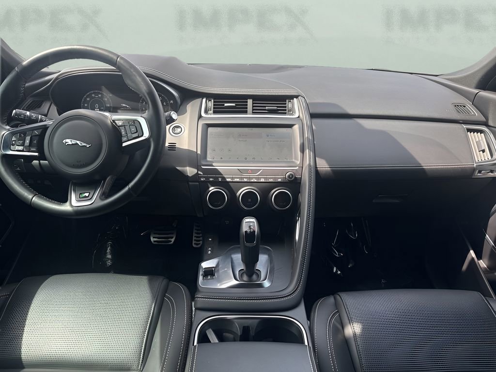 Used 2020 Jaguar E-PACE R-Dynamic SE image 12