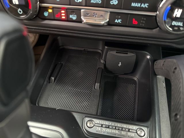 New 2025 Ford Bronco Badlands w/ Sasquatch Package AWD/4WD image 29