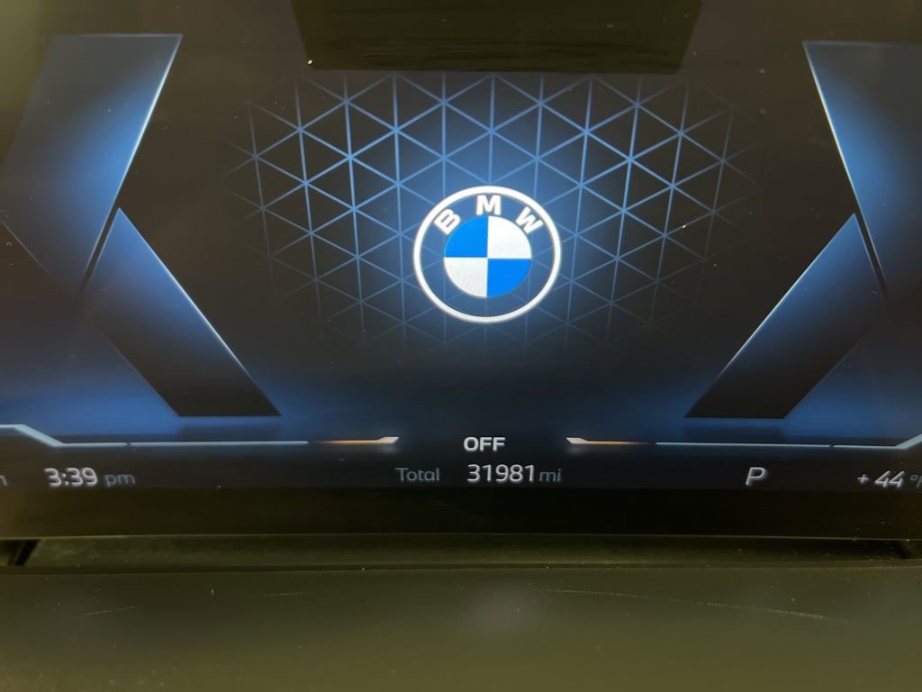 Used 2023 BMW X7 xDrive40i w/ Premium Package image 22