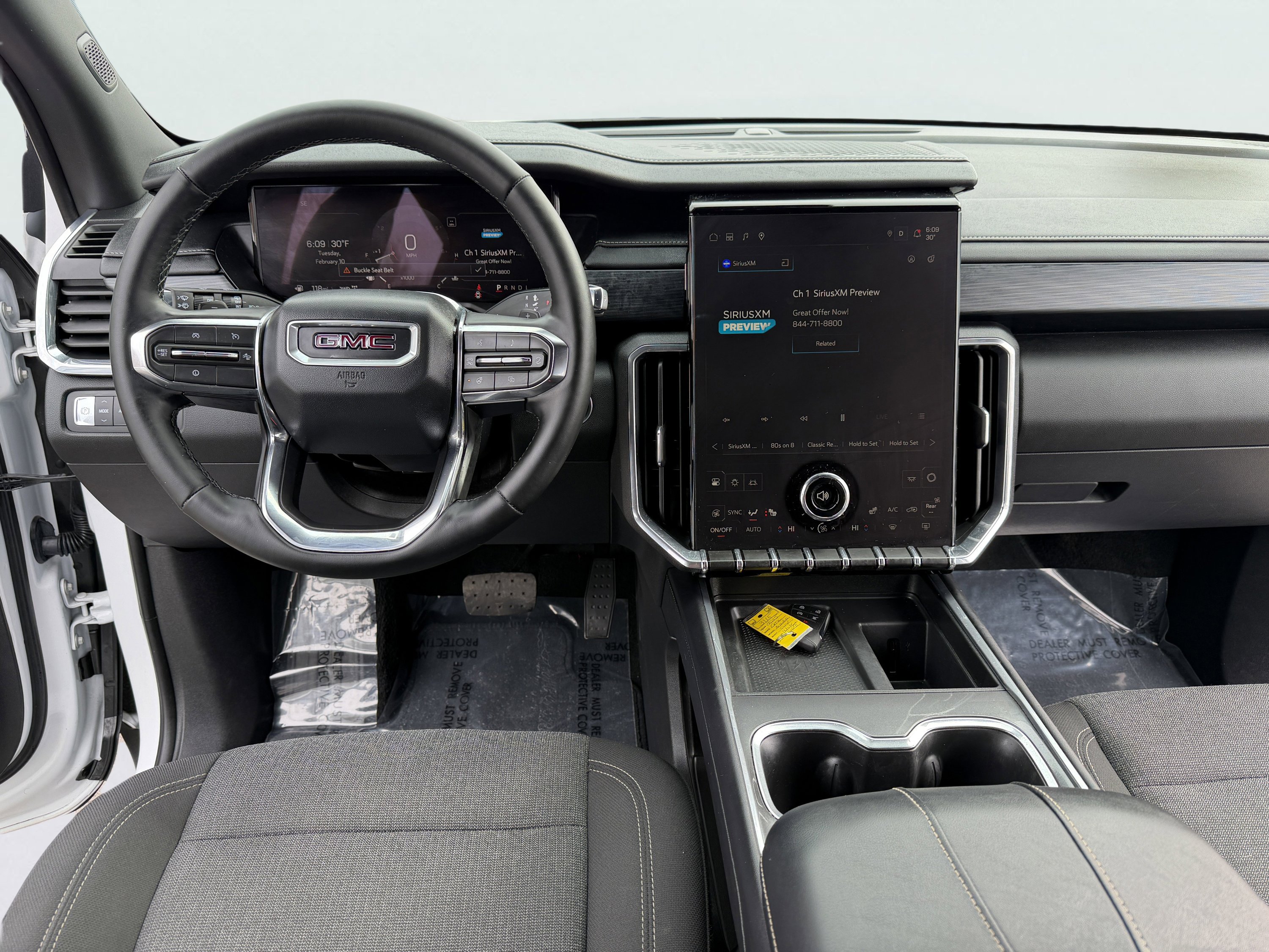 Used 2025 GMC Acadia Elevation image 3