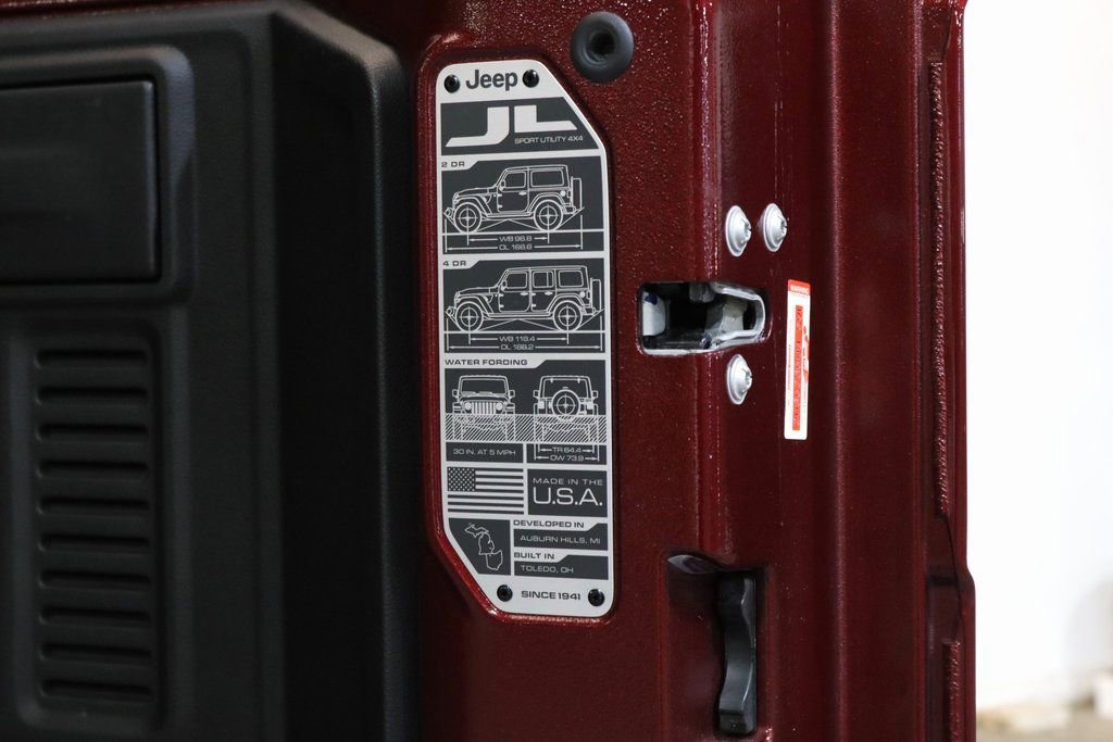 Used 2021 Jeep Wrangler Unlimited Sport image 22