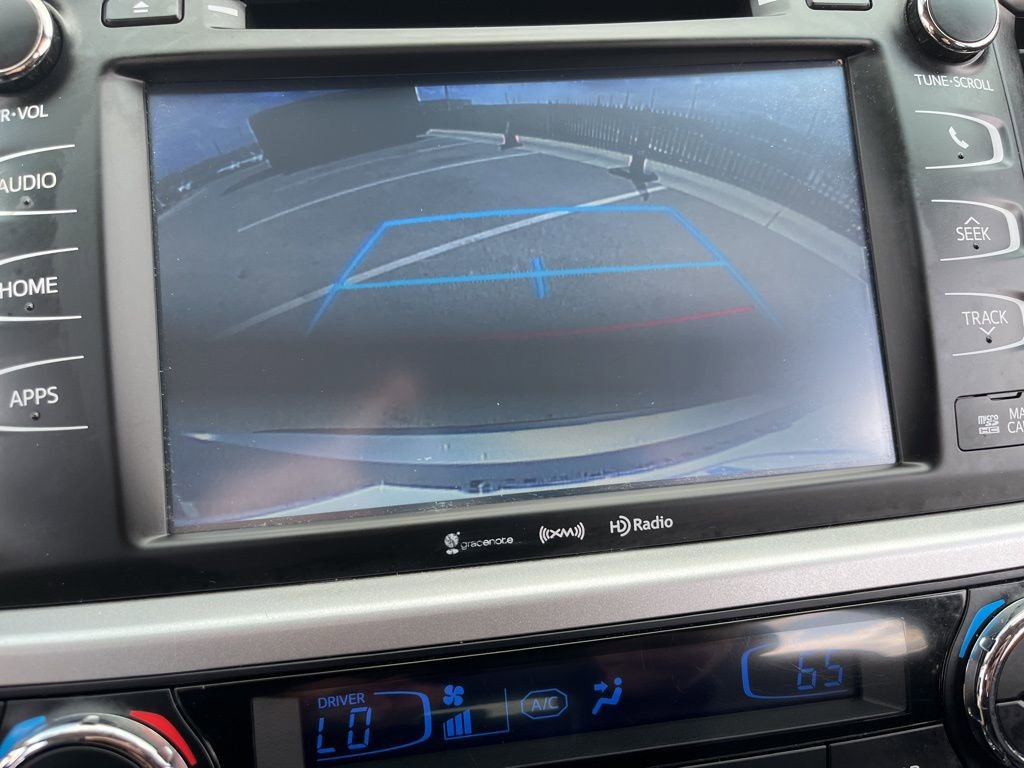 Used 2016 Toyota Highlander XLE image 24