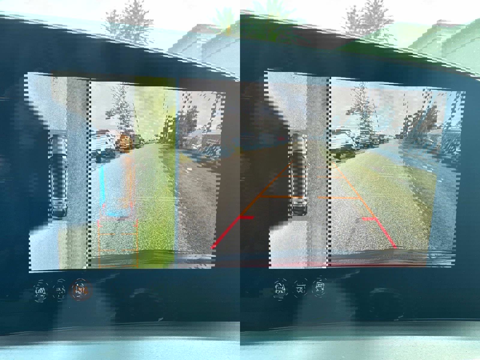 Used 2024 Cadillac Lyriq Sport image 19