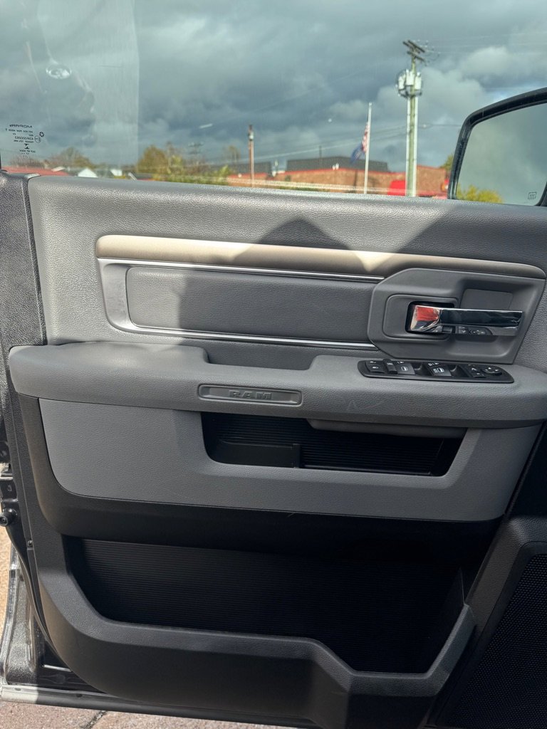 Used 2018 RAM 1500 Big Horn image 21