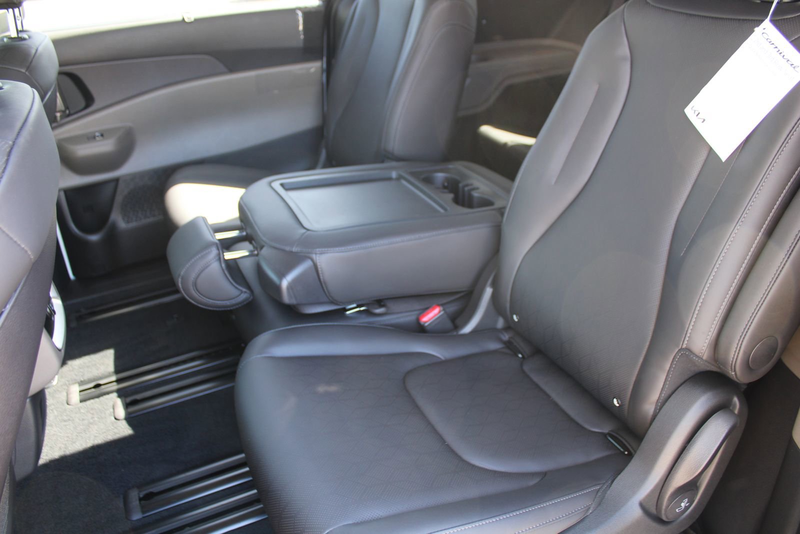 New 2026 Kia Carnival EX image 19