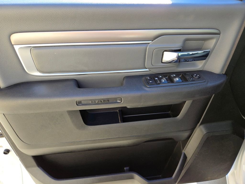 Used 2021 RAM 1500 Classic SLT image 22