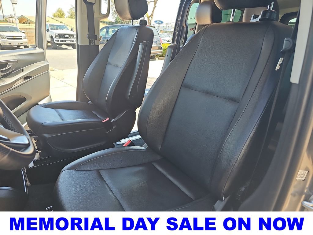 Used 2023 Mercedes-Benz Metris Passenger image 17