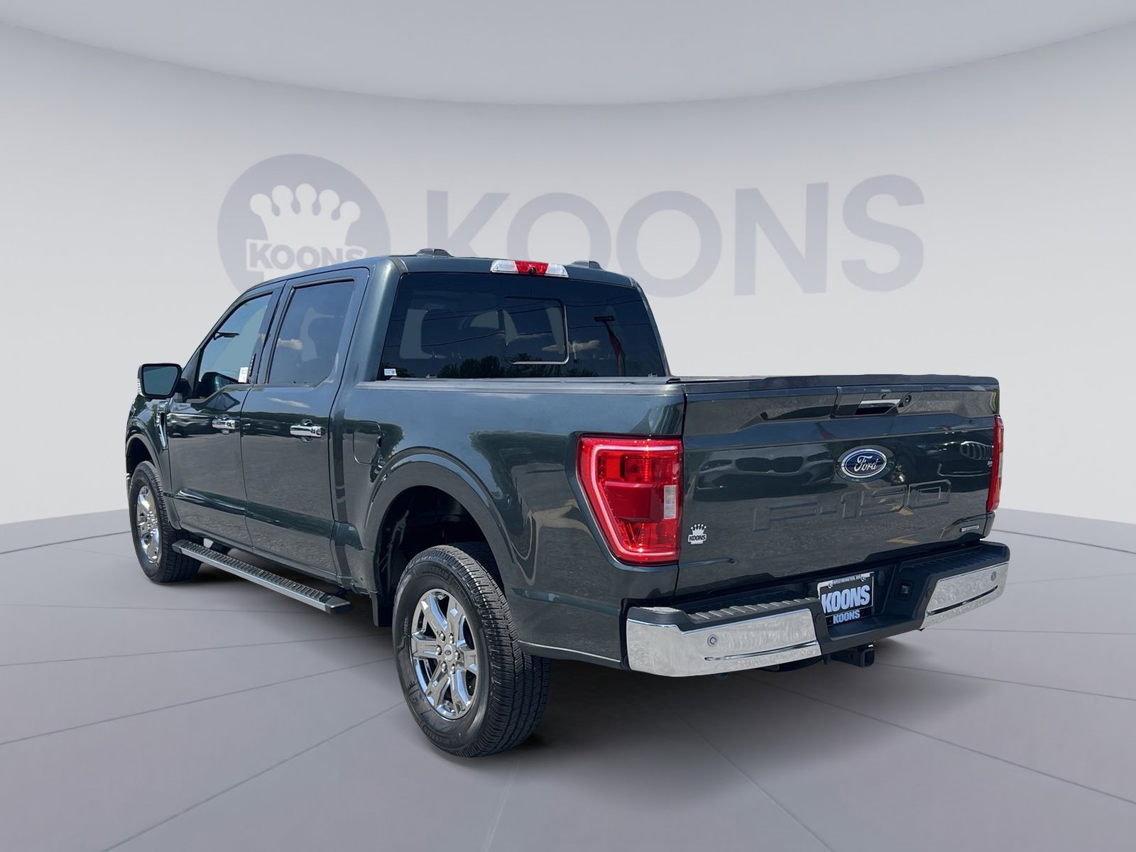 Used 2021 Ford F150 XLT w/ Equipment Group 302A High AWD/4WD image 4
