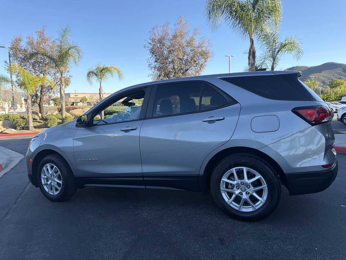 Used 2023 Chevrolet Equinox LS image 20