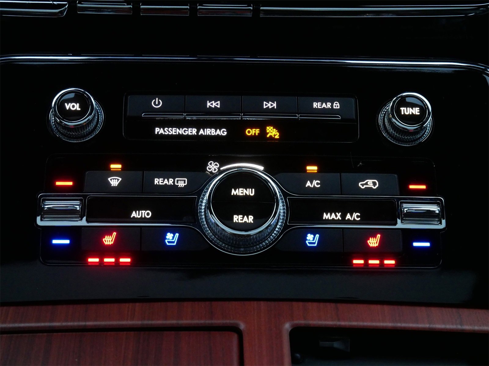 Used 2024 Lincoln Navigator Premiere image 18