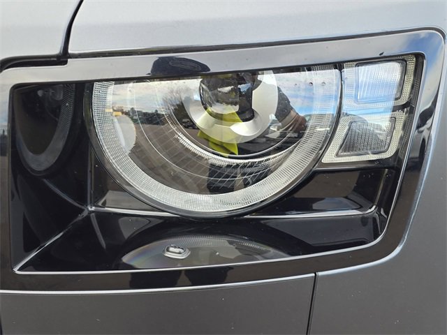 Used 2025 Land Rover Defender 130 V8 image 33