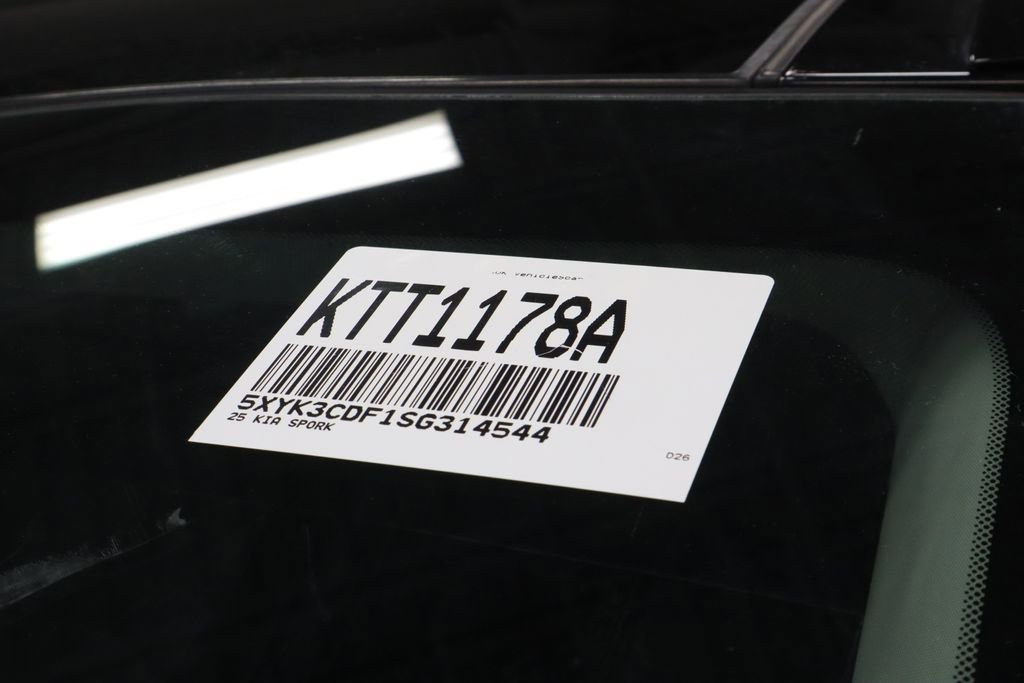 Used 2025 Kia Sportage EX w/ Premium Package image 40