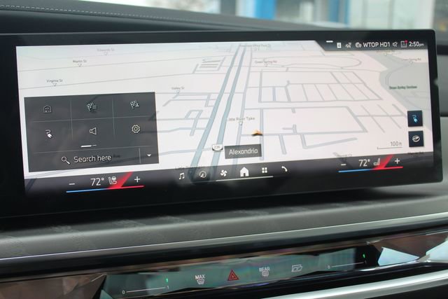 Used 2025 BMW i7 eDrive50 image 16