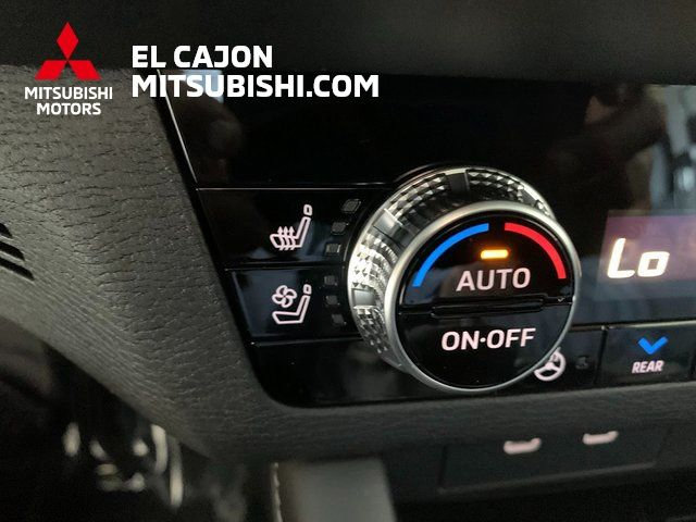 New 2026 Mitsubishi Outlander SEL FWD image 16