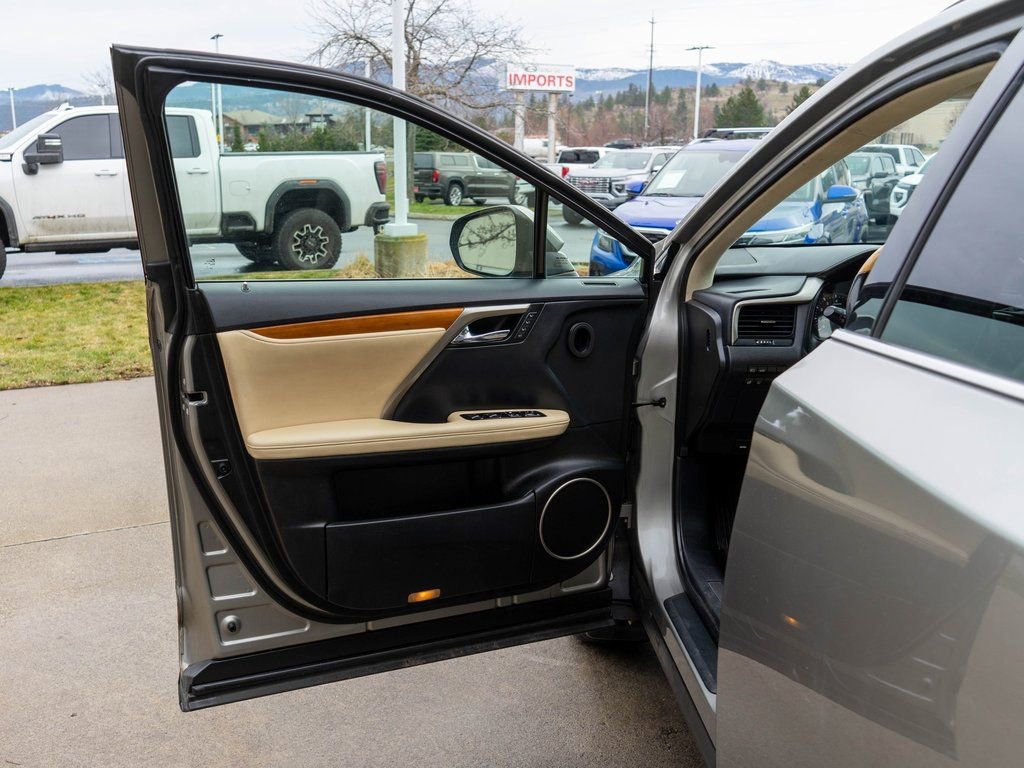 Used 2022 Lexus RX 350 AWD w/ Accessory Package (P1) image 16