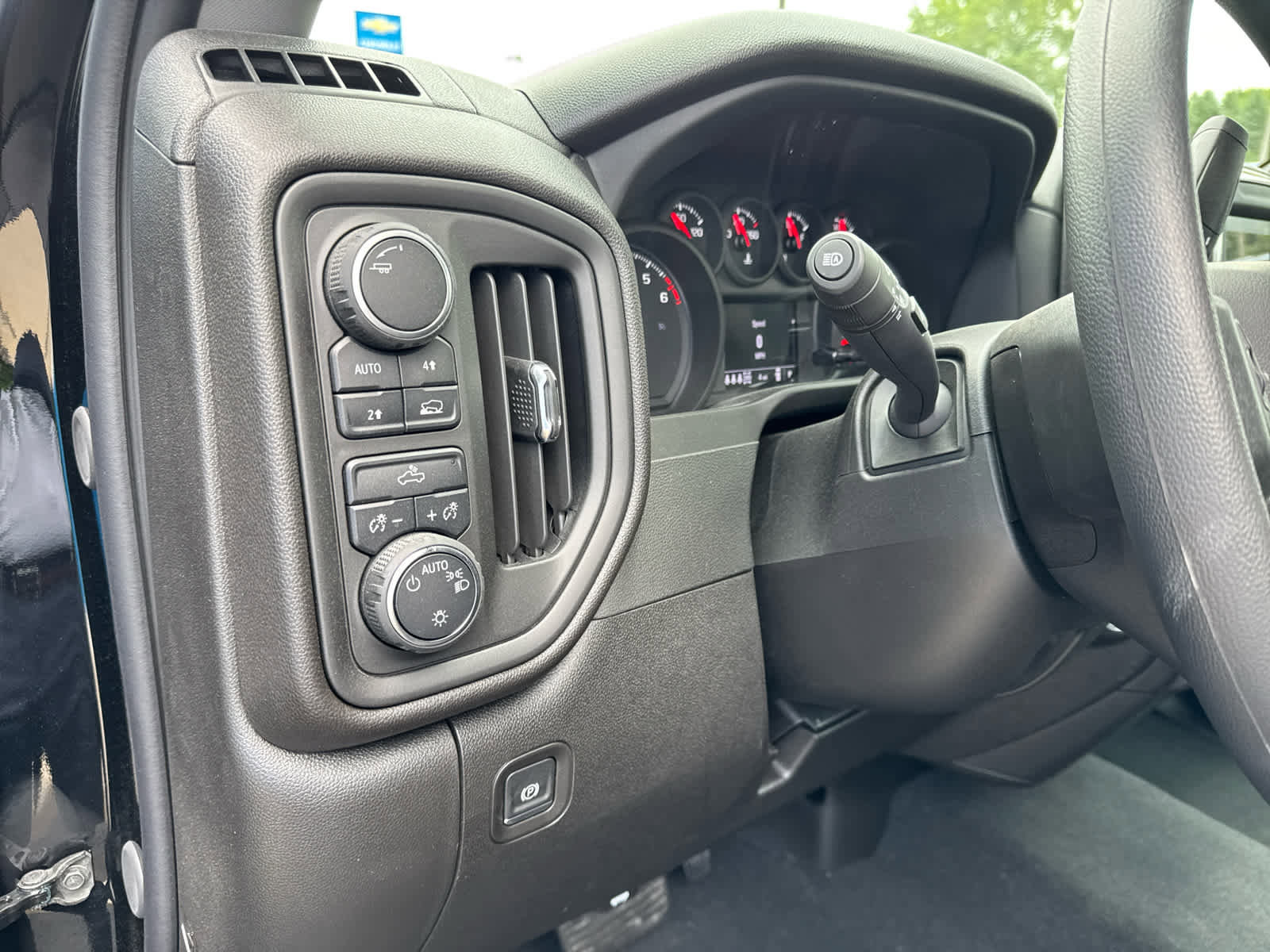 New 2026 Chevrolet Silverado 1500 Custom w/ Turbomax Blackout Package image 18