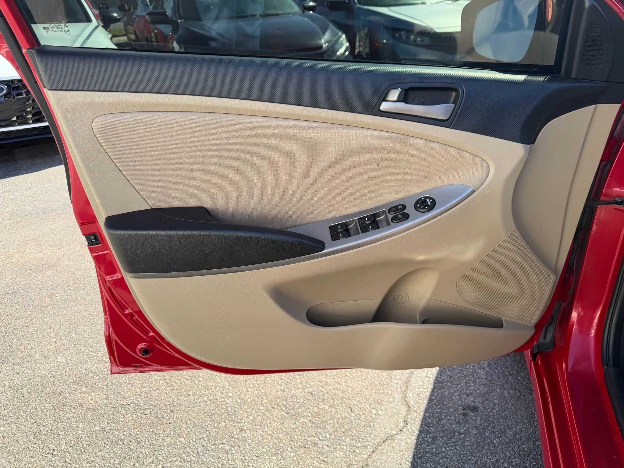 Used 2016 Hyundai Accent SE image 18