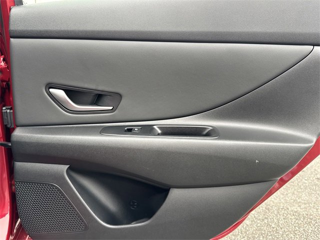 Certified 2023 Hyundai Elantra Limited image 16