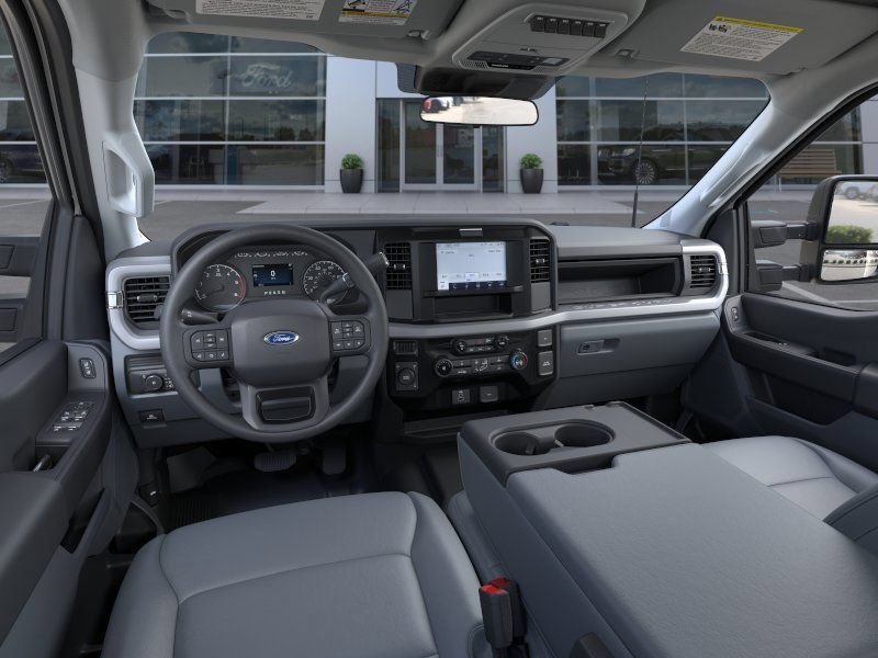 New 2025 Ford F450 XL w/ XL Chrome Package AWD/4WD image 9