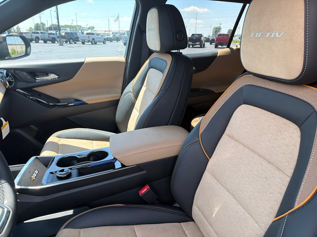 New 2027 Chevrolet Equinox ACTIV w/ LPO, Floor Liner Package FWD image 11