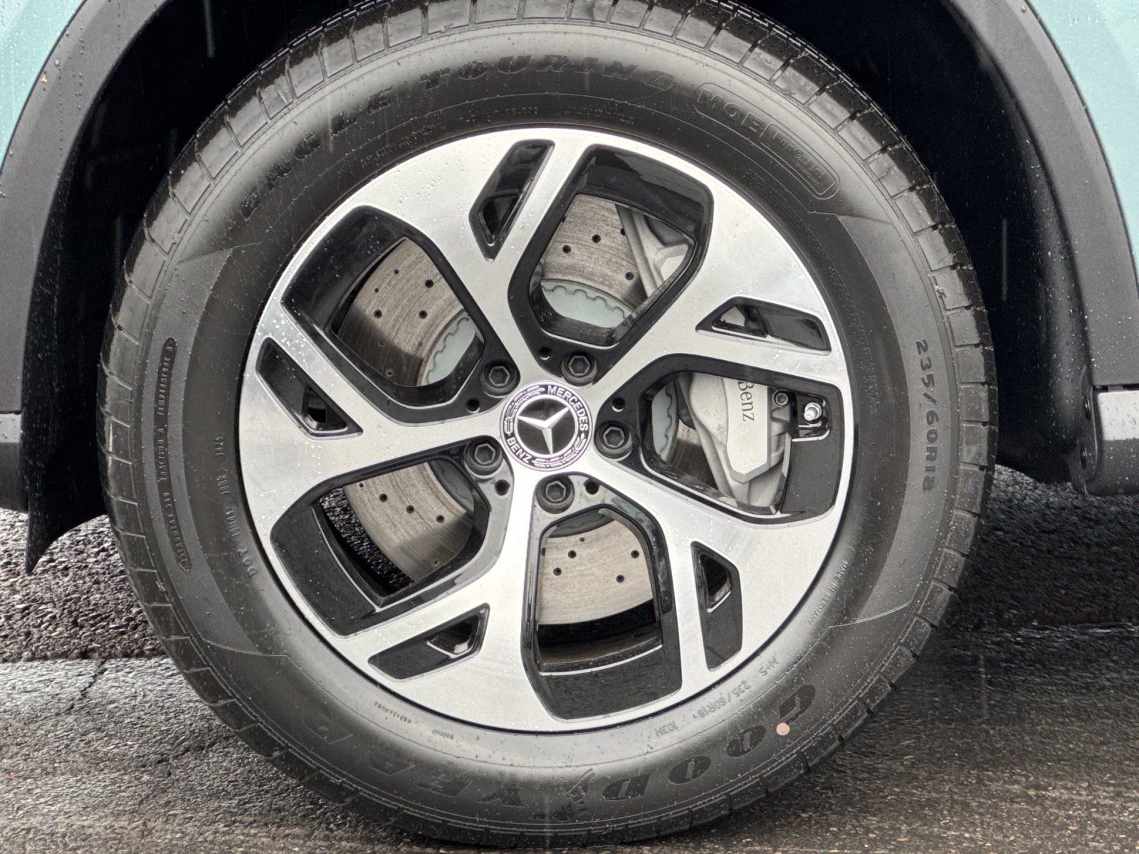 New 2025 Mercedes-Benz GLC 350e 4MATIC image 26