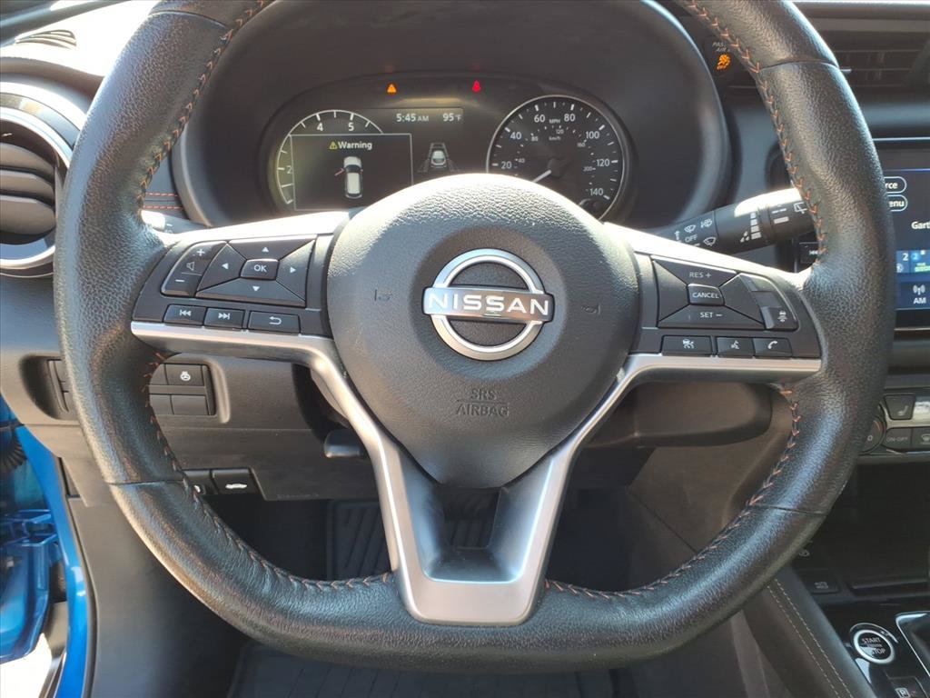 Used 2023 Nissan Kicks SR w/ SR Premium Package FWD image 22
