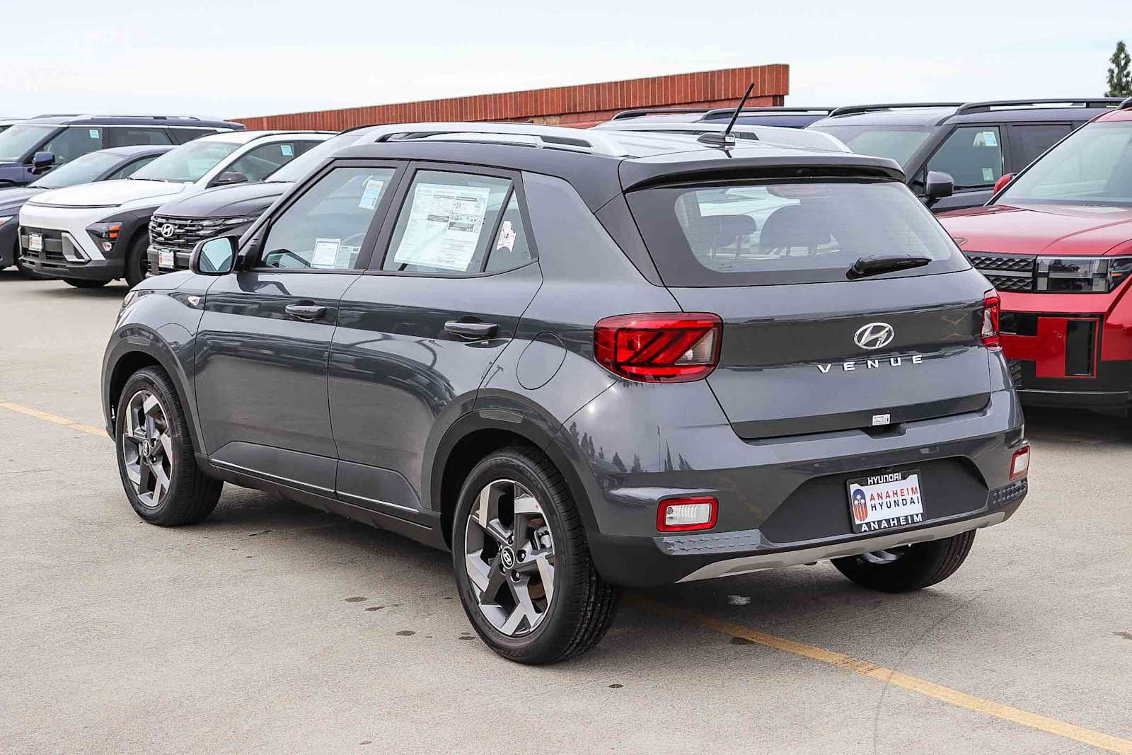 New 2026 Hyundai Venue SEL FWD image 9