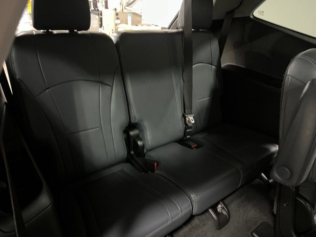 Used 2018 Buick Enclave Essence image 17