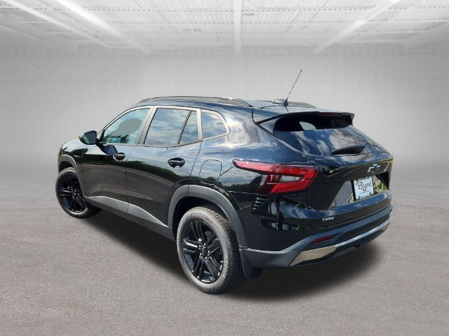 New 2026 Chevrolet Trax ACTIV w/ Sunroof Package FWD image 5