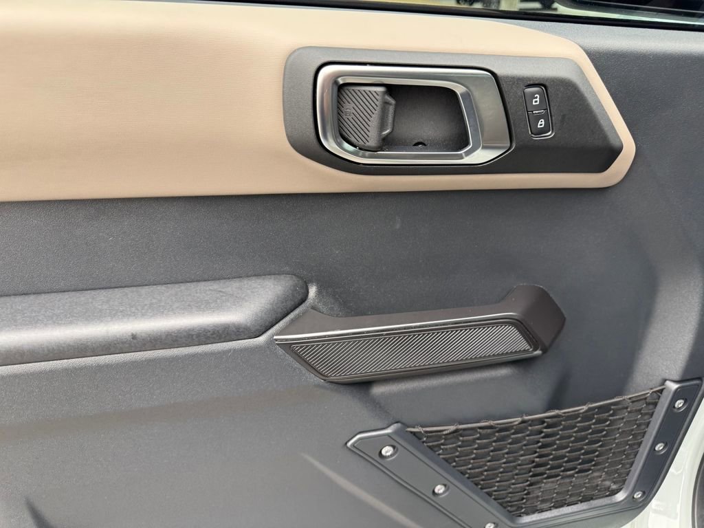 Used 2024 Ford Bronco Wildtrak image 10