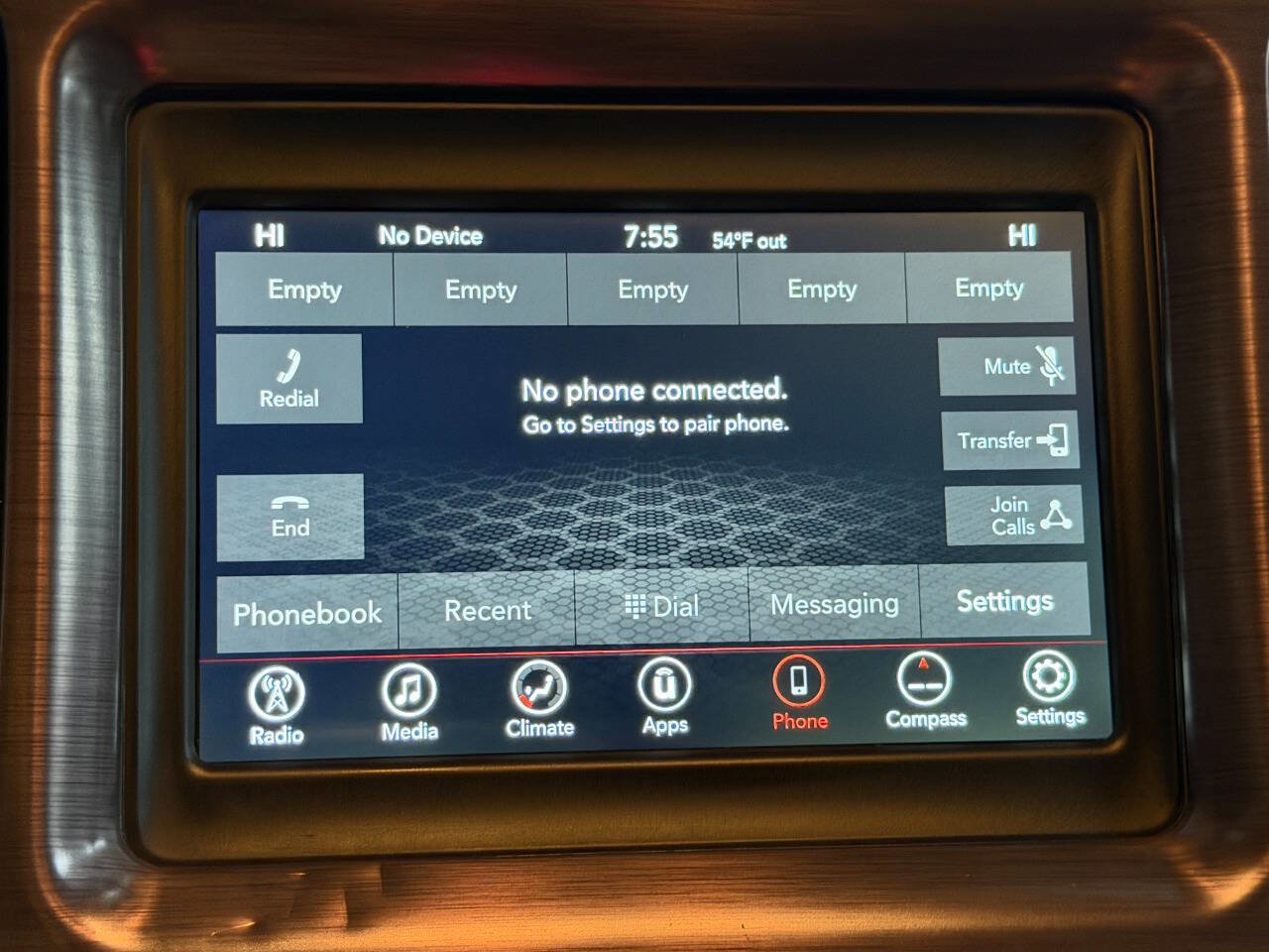 Used 2018 Dodge Challenger SXT image 32